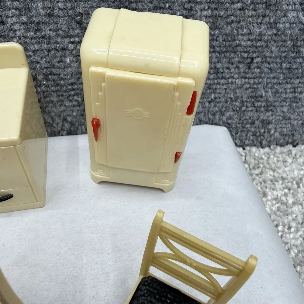 Vintage Renwal dollhouse kitchen furniture chairs sink stove fridge lot